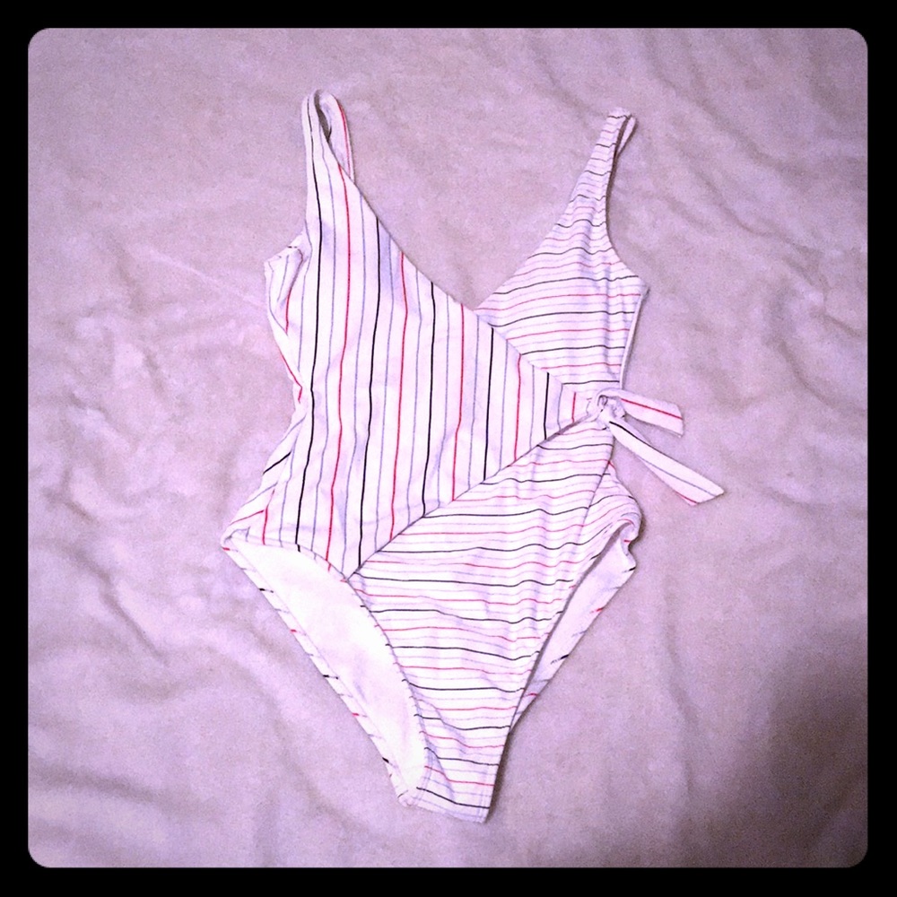 Swim suit